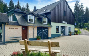 4 Bedroom Cozy Apartment In Auerbach Ot Grünheide